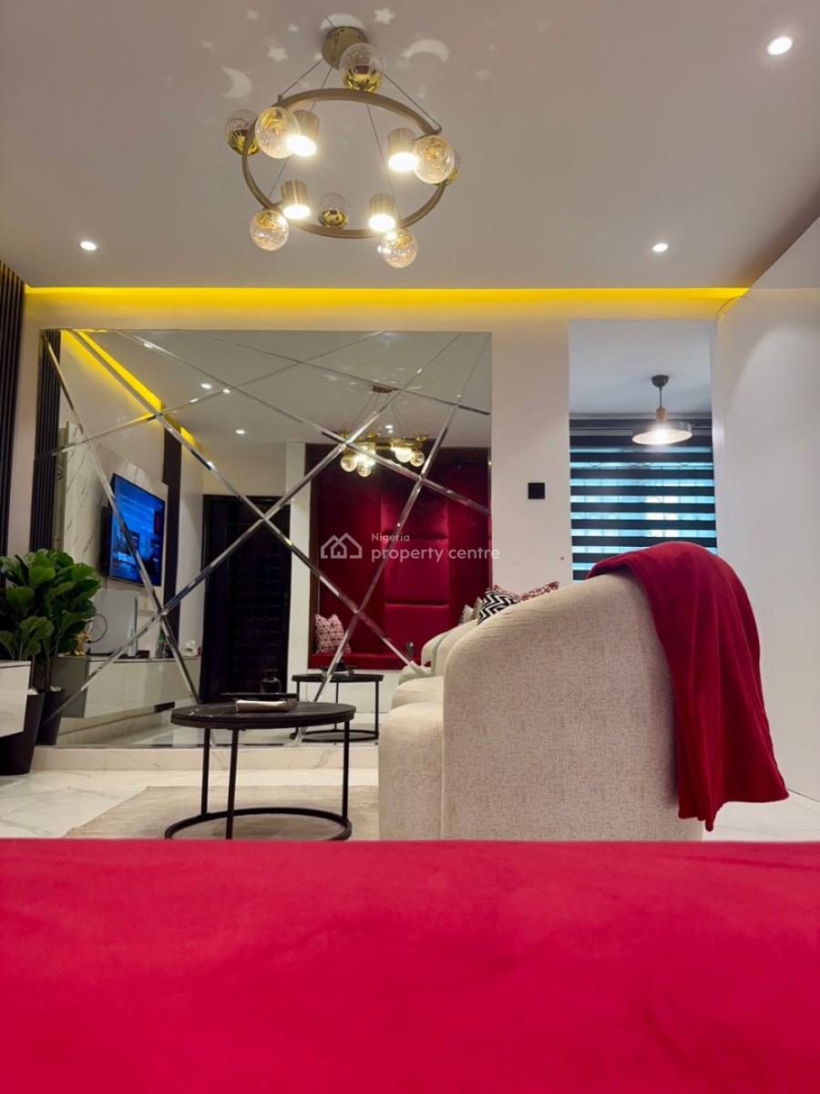 Luxury 1 Bedroom Apartment with Ps5 and Bathtub, Lekki Phase 1, Lekki, Lagos, Flat / Apartment Short Let