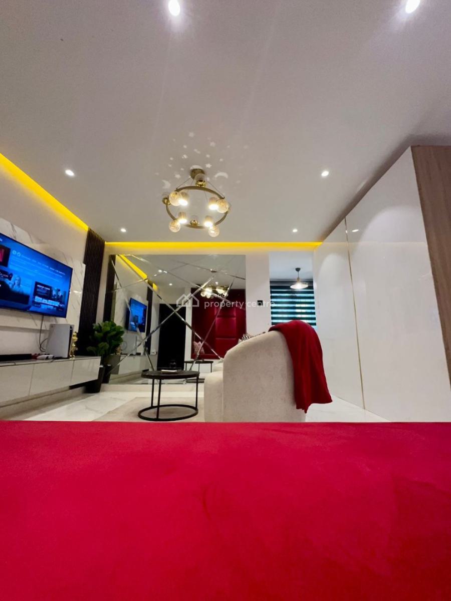 Luxury 1 Bedroom Apartment with Ps5 and Bathtub, Lekki Phase 1, Lekki, Lagos, Flat / Apartment Short Let