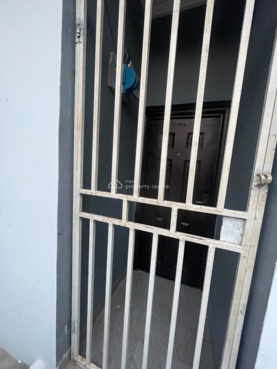 Neatly Used 1 Bedroom Apartment / Mini Flat, Ikota, Lekki, Lagos, Mini Flat (room and Parlour) for Rent