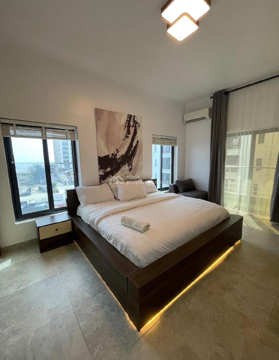 Our Stunning 1 Bed Apartment with Swimming Pool, Gym, Ps5 (fifa 25 & M, Lekki Phase 1, Lekki, Lagos, Flat / Apartment Short Let