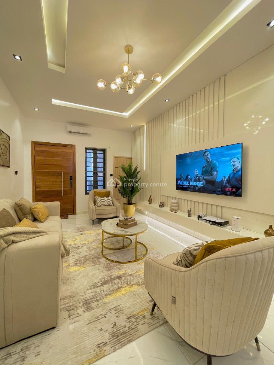 Spacious 4units of 1/2 Bedroom with Ps5, 24hrs Lightand Calm Envi, Lekki Phase 1, Lekki, Lagos, Flat / Apartment Short Let