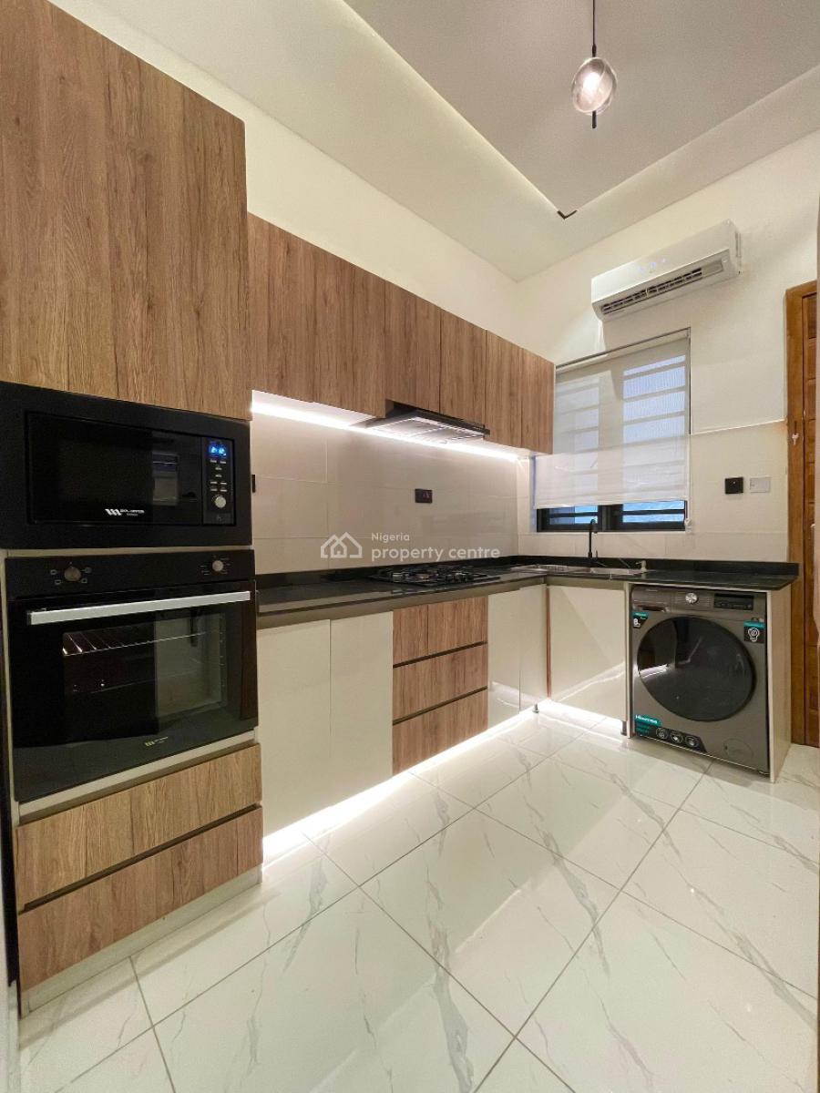 Spacious 4units of 1/2 Bedroom with Ps5, 24hrs Lightand Calm Envi, Lekki Phase 1, Lekki, Lagos, Flat / Apartment Short Let