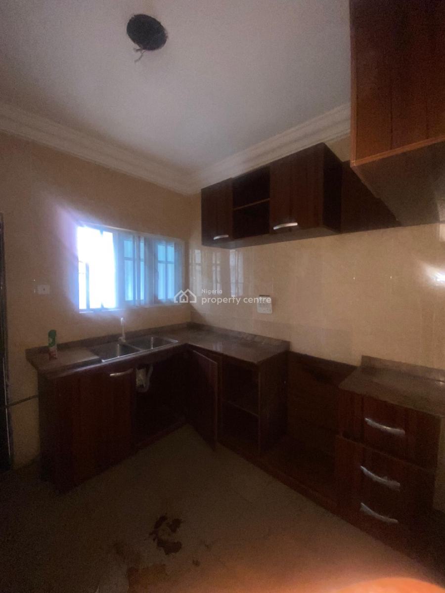 Clean 2 Bed Close to The Express, Around Blenco, Sangotedo, Ajah, Lagos, Flat / Apartment for Rent