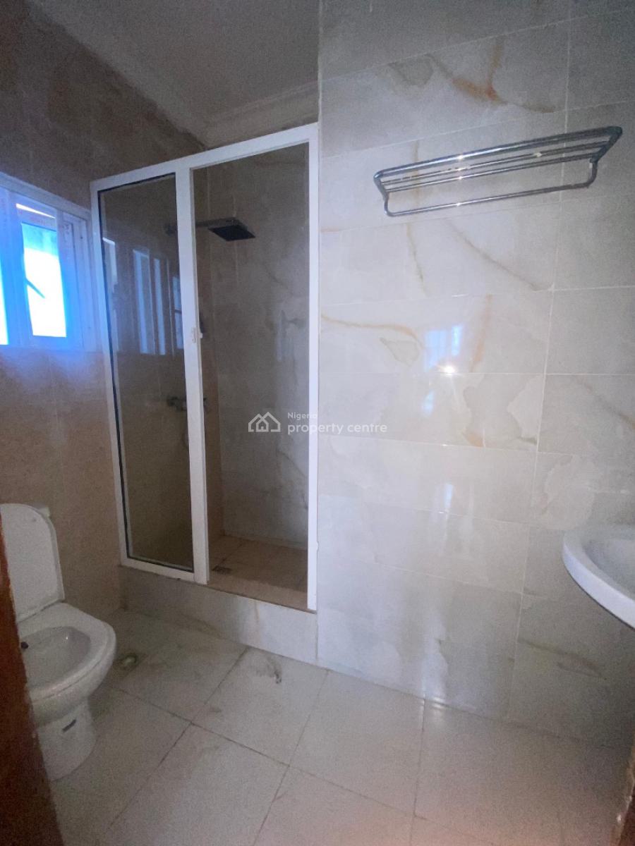 Clean 2 Bedroom Upstairs, Around Blenco Supermarket, Sangotedo, Ajah, Lagos, Flat / Apartment for Rent