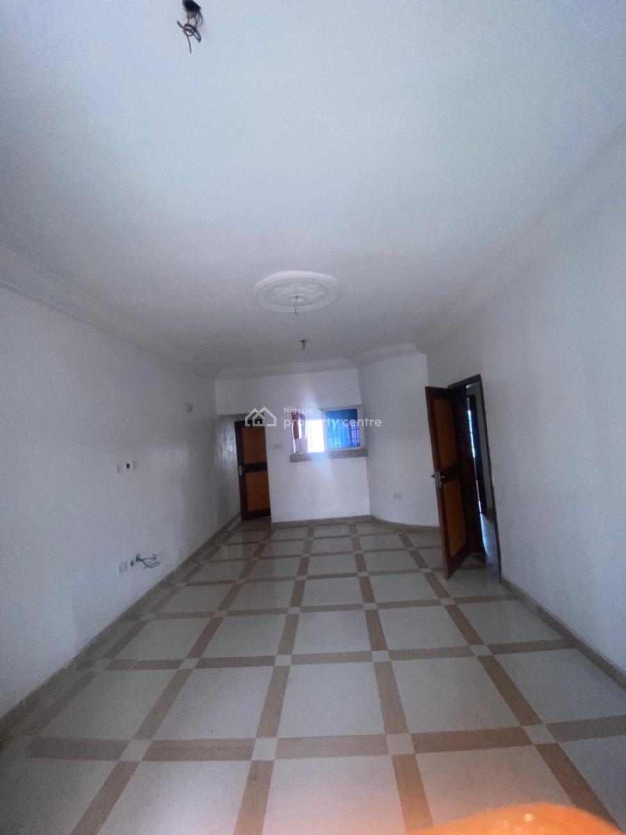Clean 2 Bedroom Upstairs, Around Blenco Supermarket, Sangotedo, Ajah, Lagos, Flat / Apartment for Rent