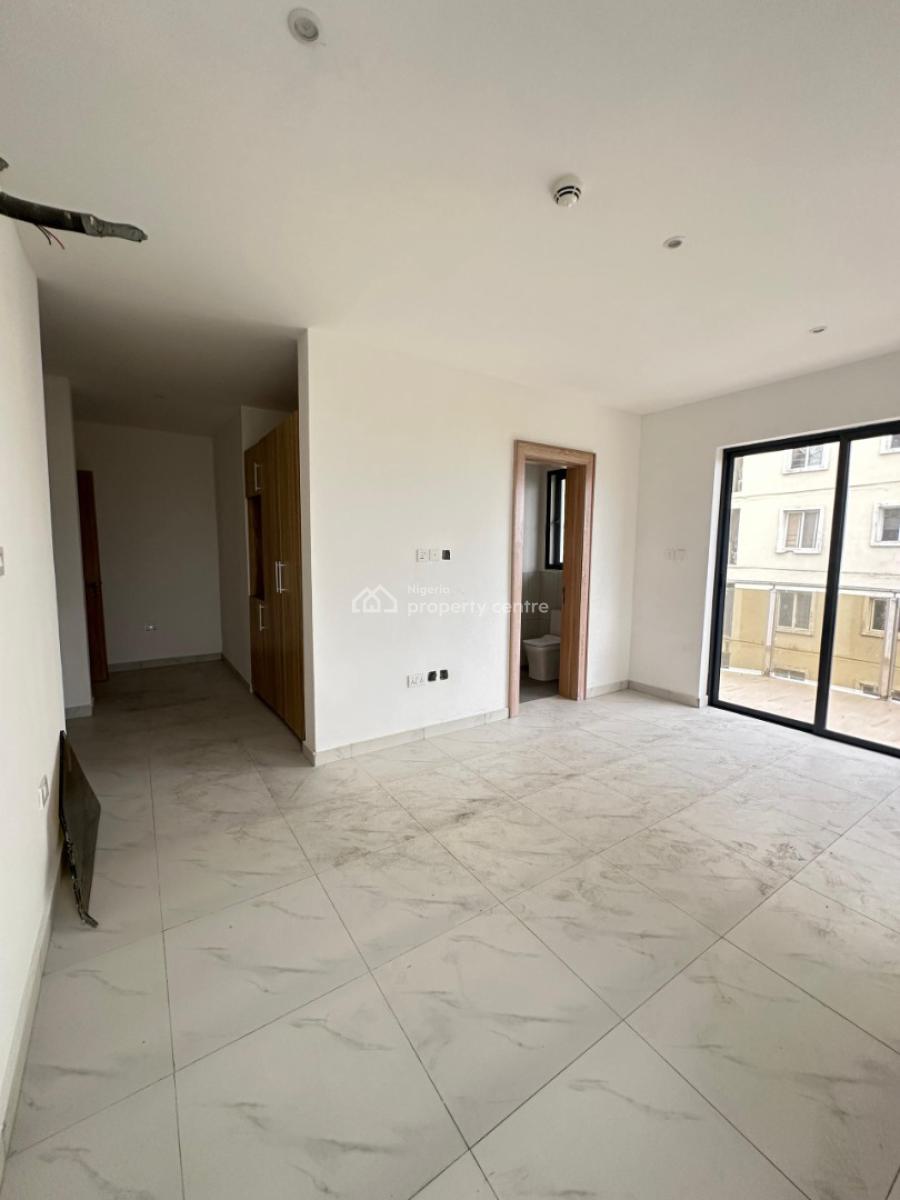 Spacious 3 Bedroom Apartment with Bq & Elevator in a Secured Location, Ikate Elegushi, Lekki, Lagos, Flat / Apartment for Sale