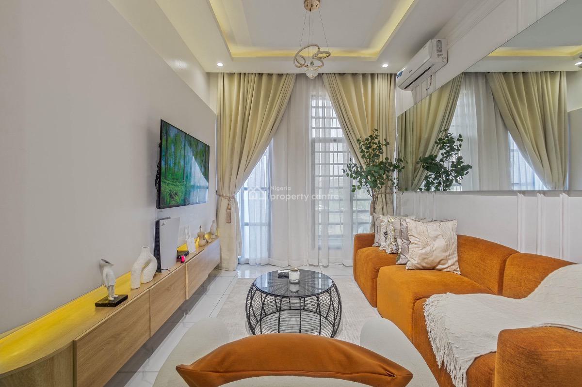 Luxury 1 Bedroom Apartment with Ps5 Games and Balconies, Ologolo, Lekki, Lagos, Flat / Apartment Short Let