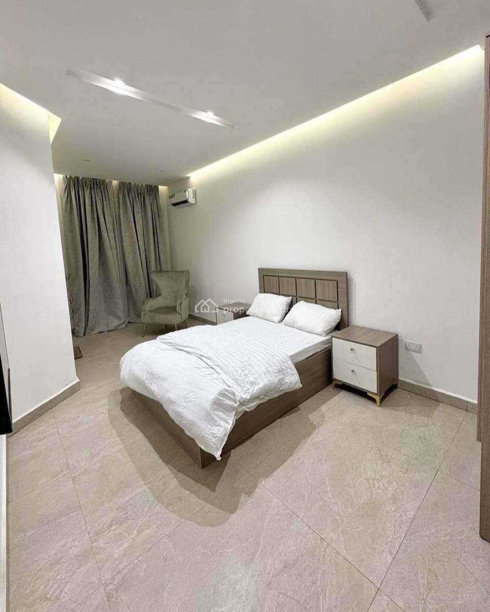 Luxurious 2 Bedrooms Serv & Furnished Apartment,24/7 Services,cctv, Sweet Neighborhood, Tarred Access Road, Guzape District, Abuja, Flat / Apartment for Rent
