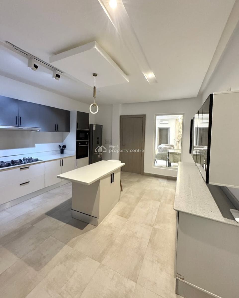 Luxurious 2 Bedrooms Serv & Furnished Apartment,24/7 Services,cctv, Sweet Neighborhood, Tarred Access Road, Guzape District, Abuja, Flat / Apartment for Rent