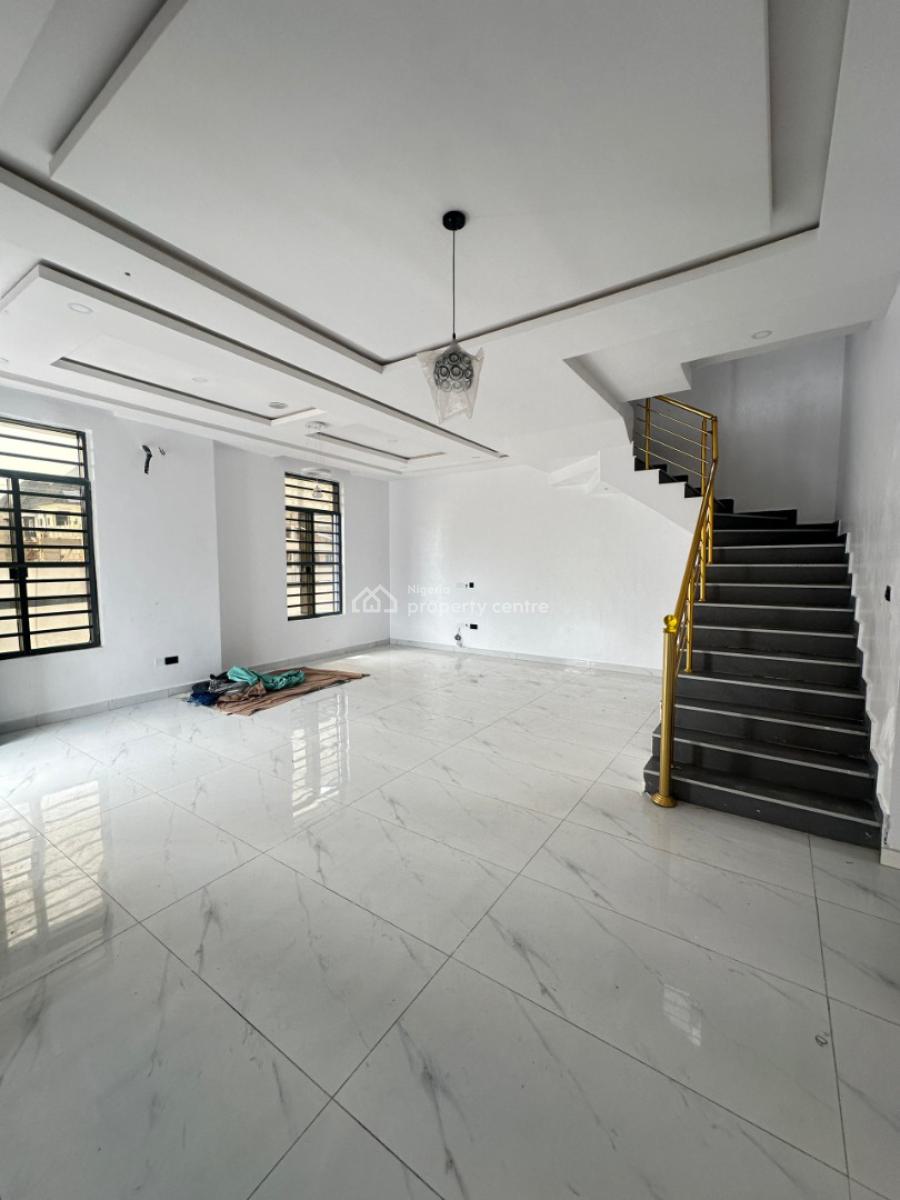 Well-built  4 Bedroom Detached with Bq in a Top Performing Location, Orchid Road, Lekki, Lagos, Detached Duplex for Sale