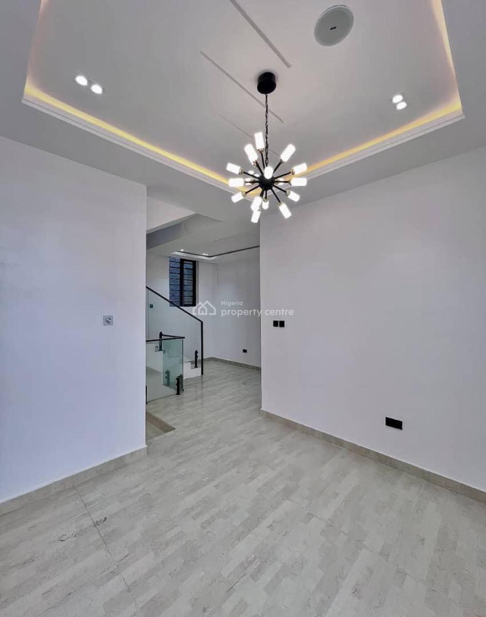 Magnificent 5 Bedroom Fully Detached Duplex W/ Bq in a Secured Estate, Lekki Phase 1, Lekki, Lagos, Detached Duplex for Sale