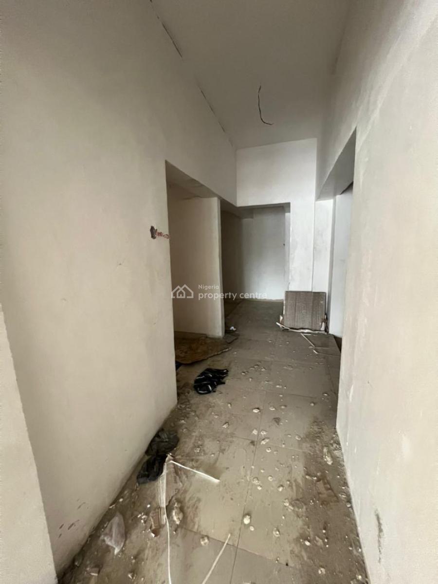Newly Released Space on a Busy Road, Lekki Phase 1, Lekki Phase 1, Lekki, Lagos, Shop for Rent