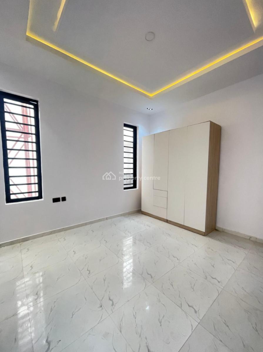 Gorgeous 4 Bedroom Fully Detached Duplex with Bq in a Secured Estate, Chevron Toll Gate, Orchid Road, Lekki Phase 1, Lekki, Lagos, Detached Duplex for Sale