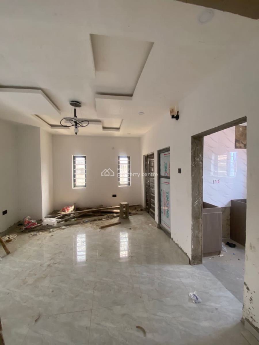 Standard 2 Bedroom Flat with Modern Facilities, Off Oduduwa Kilo Ikate Surulere Lagos, Surulere, Lagos, Flat / Apartment for Rent