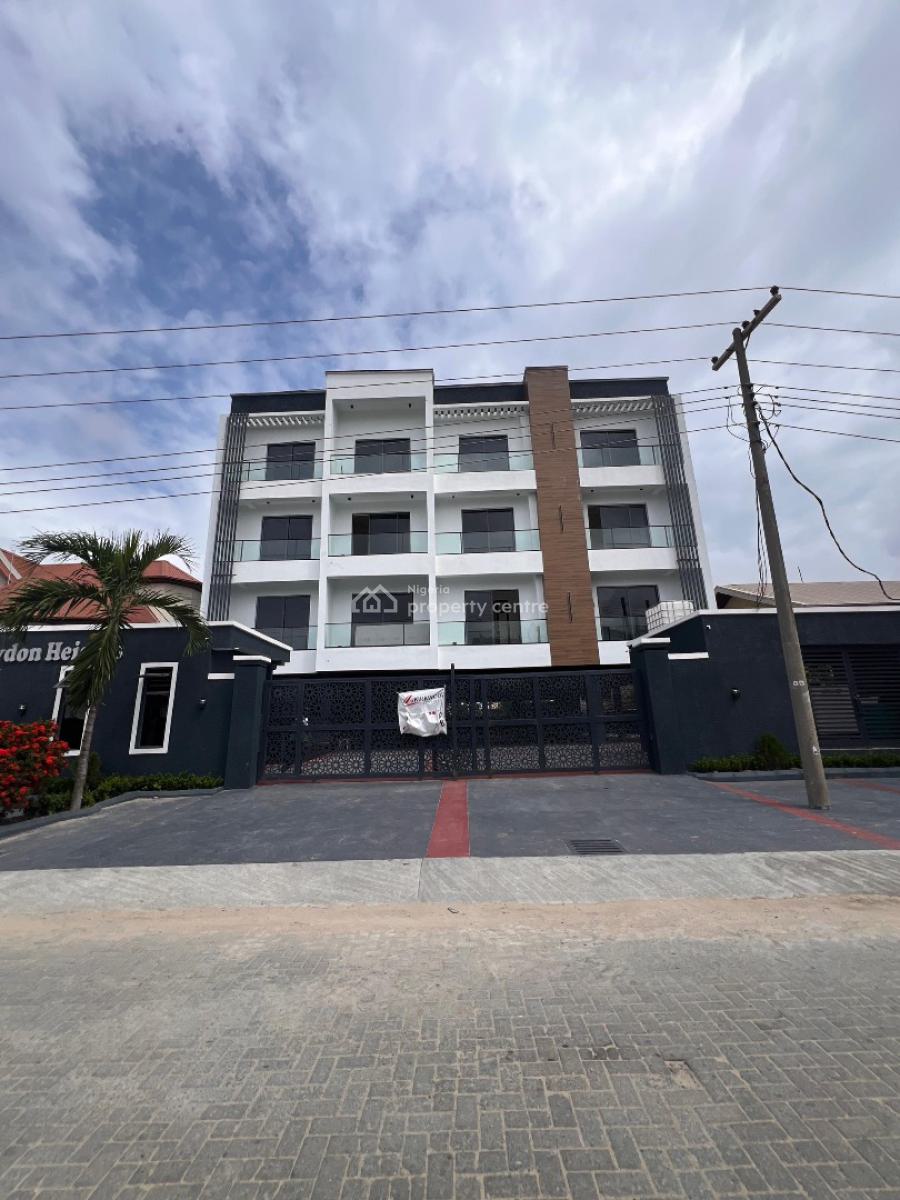 Spacious 3 Bedroom Apartment with an Elevator., Perfect for Shortlet & Rental Investment in a Serene Environment, Lekki Phase 1, Lekki, Lagos, Flat / Apartment for Sale