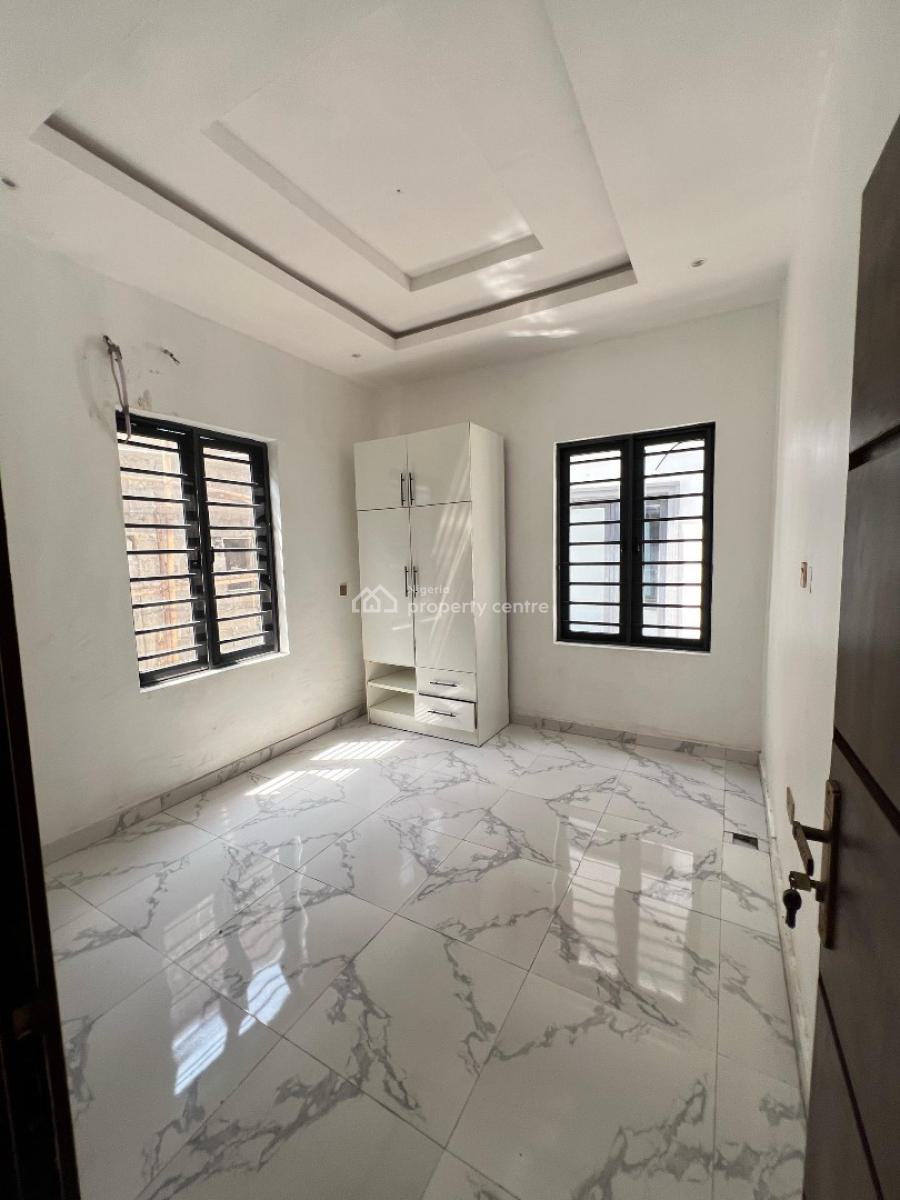 Luxuriously Built 4 Bedroom Semi Detached Duplex Plus Bq., Gra Phase 1, Magodo, Lagos, Semi-detached Duplex for Sale