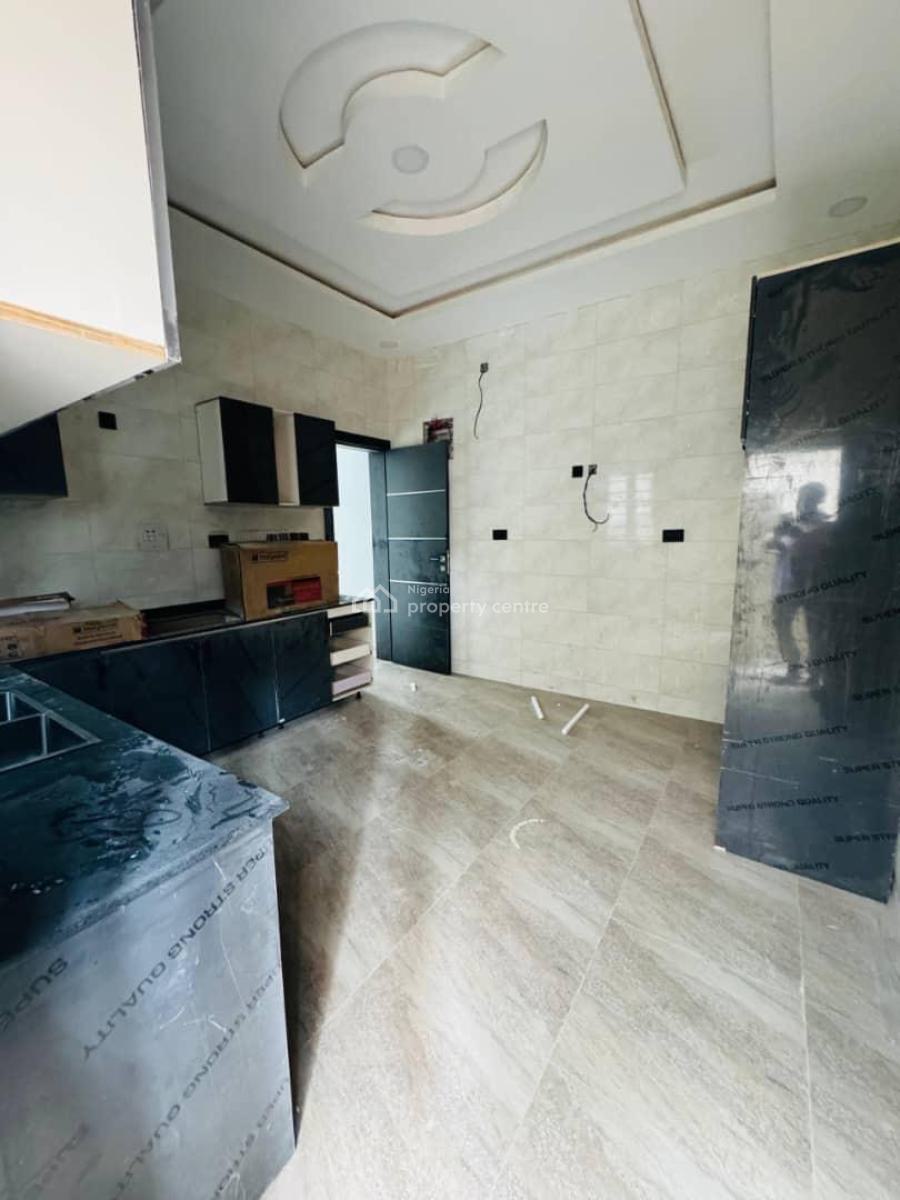 Alluring 5 Bed Fully Detached Duplex + Bq  with Range of Amenities, Gra Phase 2, Magodo, Lagos, Detached Duplex for Sale