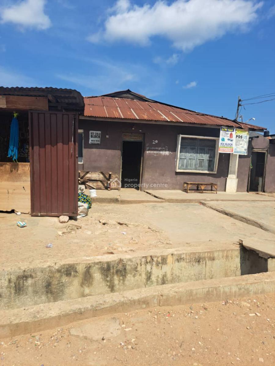 Half Plot of Land, Off Pedro Rd. Pedro., Pedro, Gbagada, Lagos, Land for Sale