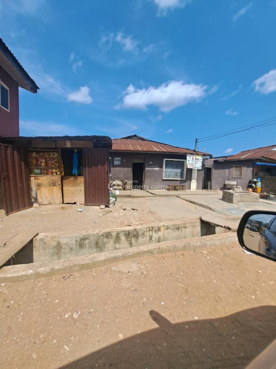 Half Plot of Land, Off Pedro Rd. Pedro., Pedro, Gbagada, Lagos, Land for Sale