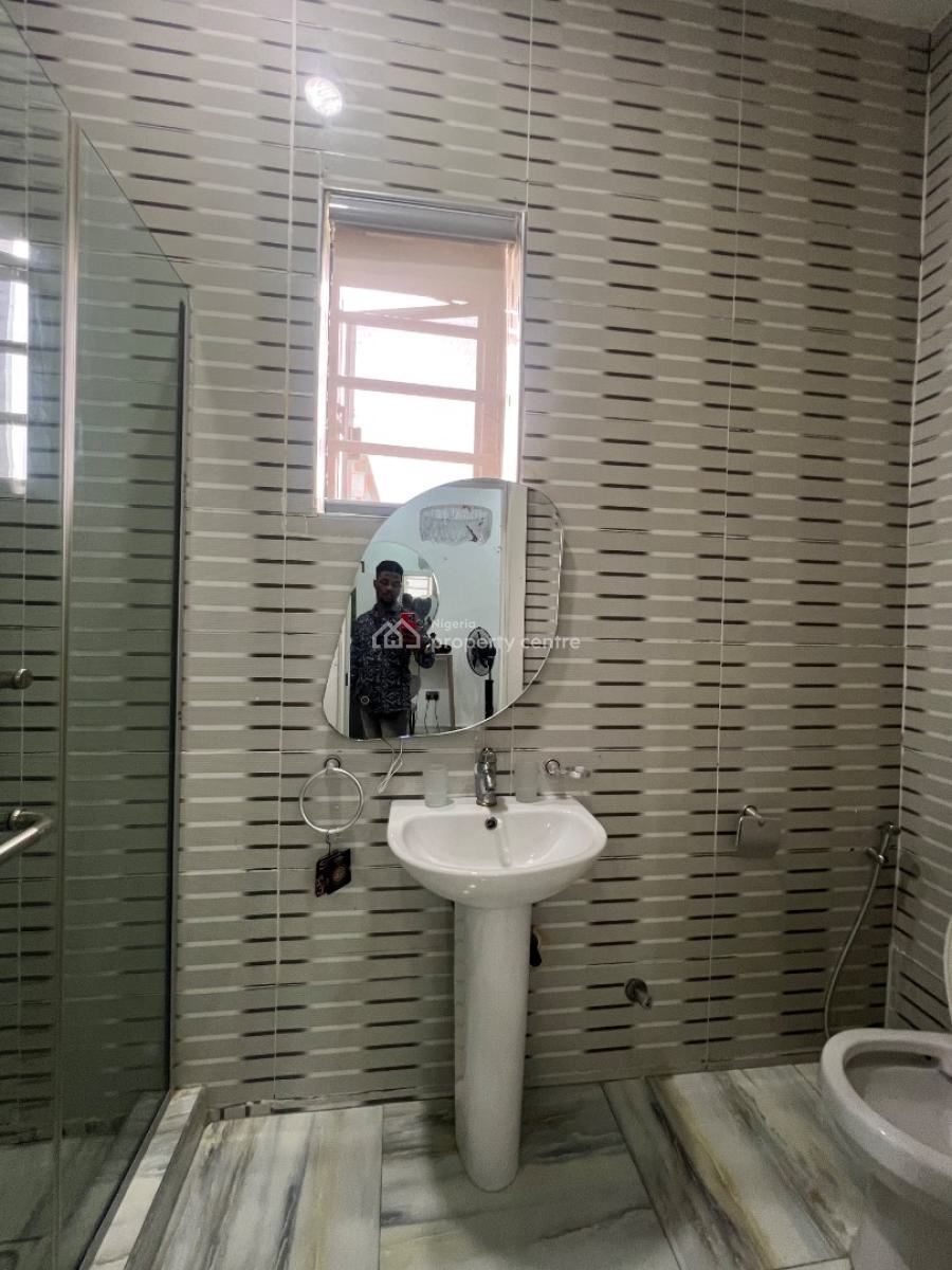 Spacious Fully Furnished 3 Bedroom Apartment, Oral Estate, Lekki, Lagos, Flat / Apartment for Sale