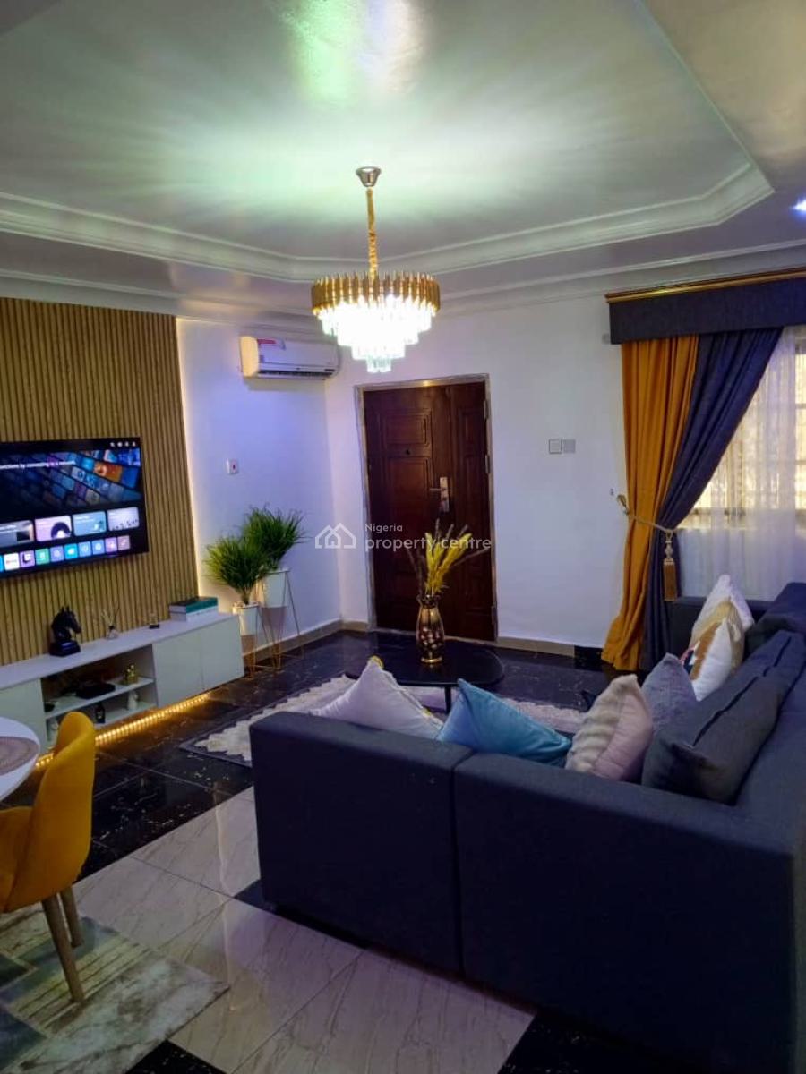 Luxury 3bedroom Apartment, Toyin Street, Ikeja, Lagos, Flat / Apartment Short Let