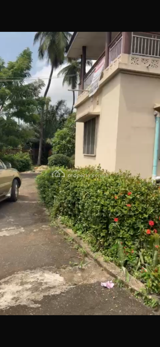 a Vacant Old Detached House Pf Over 1500sqm in an Eatste, Palmgrove, Ilupeju, Lagos, Detached Duplex for Sale