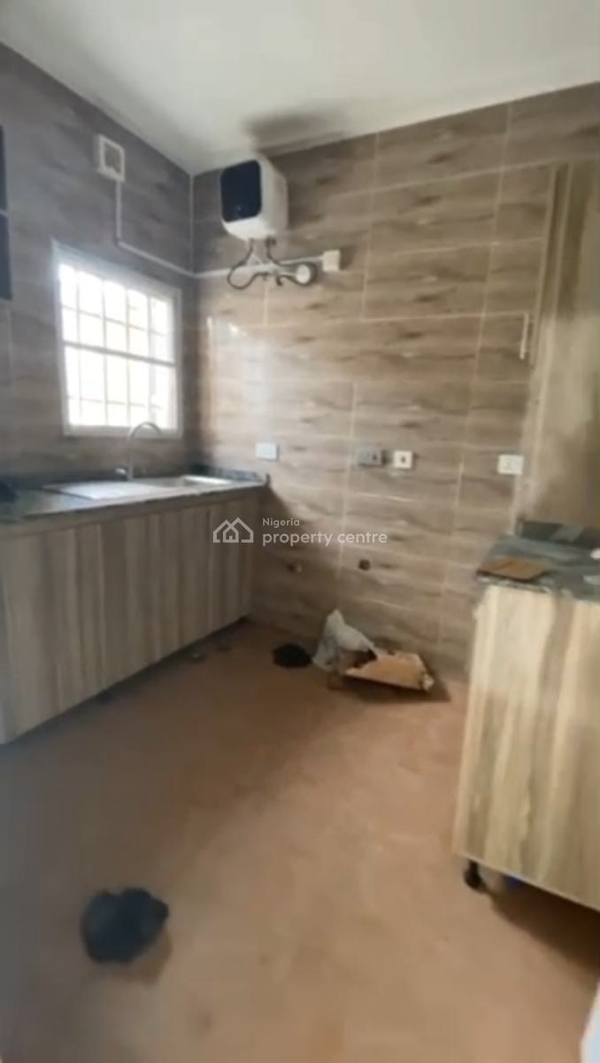 Clean 2 Bedroom Flat, Katampe, Abuja, Flat / Apartment for Rent