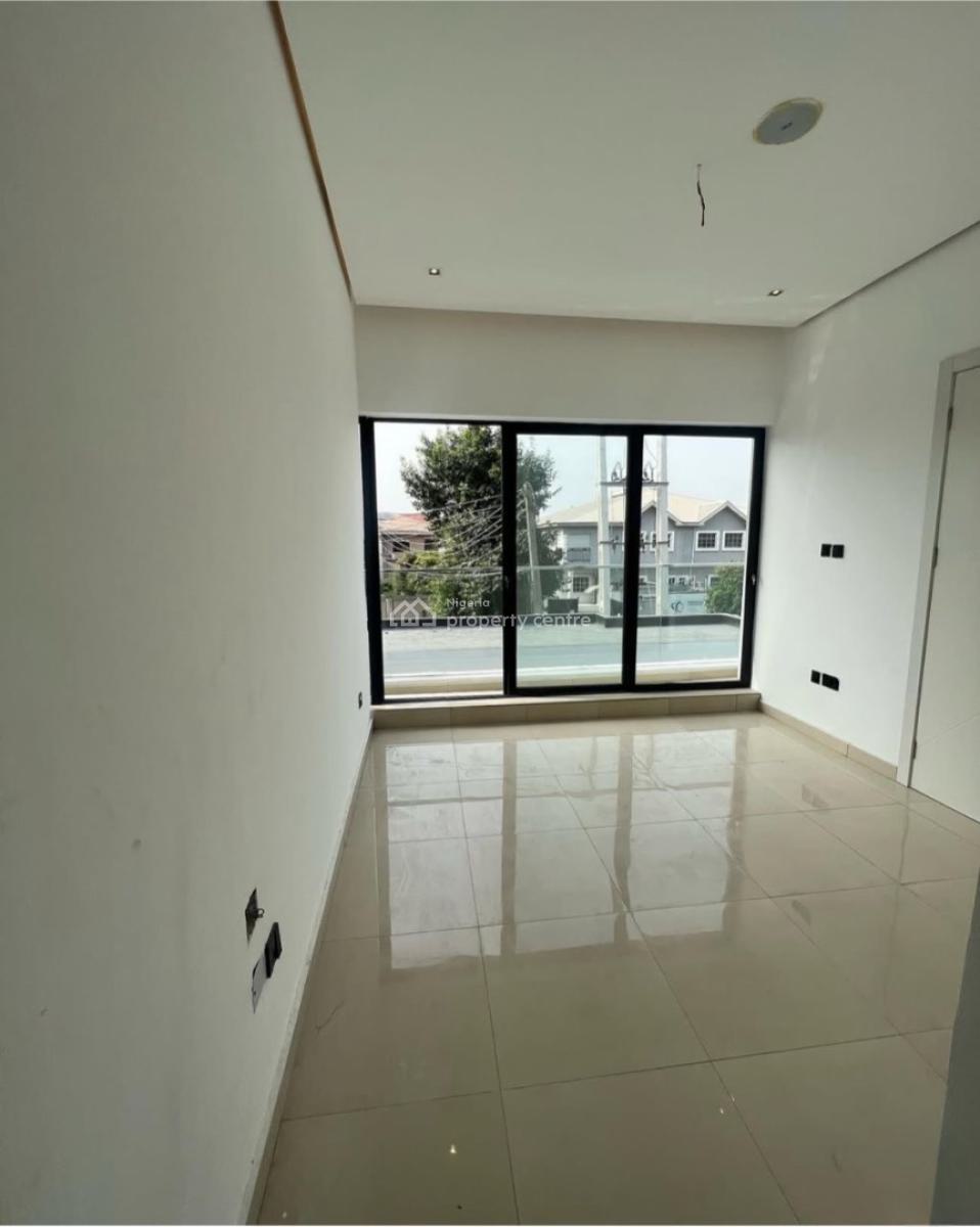 2 Bedroom Apartment with Bq, Pool and Gym, Lekki Phase 1, Lekki, Lagos, Flat / Apartment for Sale
