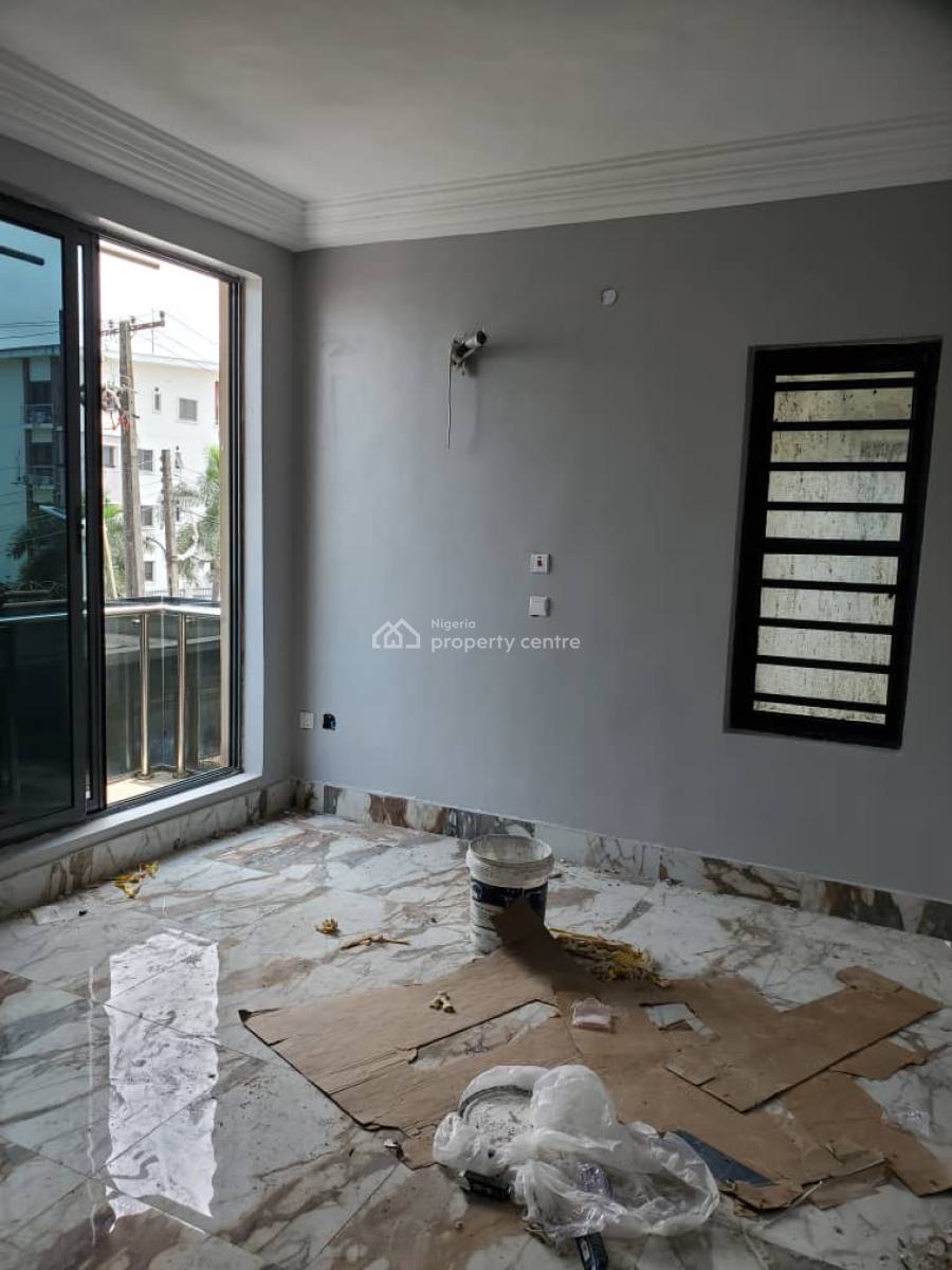 Newly Renovated 16units of 3bedrooms Apartment with a Room Bq Each, Oniru, Victoria Island (vi), Lagos, Flat / Apartment for Rent