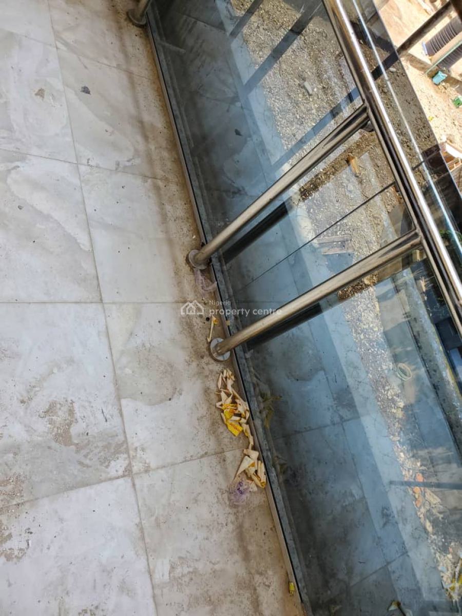 Newly Renovated 16units of 3bedrooms Apartment with a Room Bq Each, Oniru, Victoria Island (vi), Lagos, Flat / Apartment for Rent