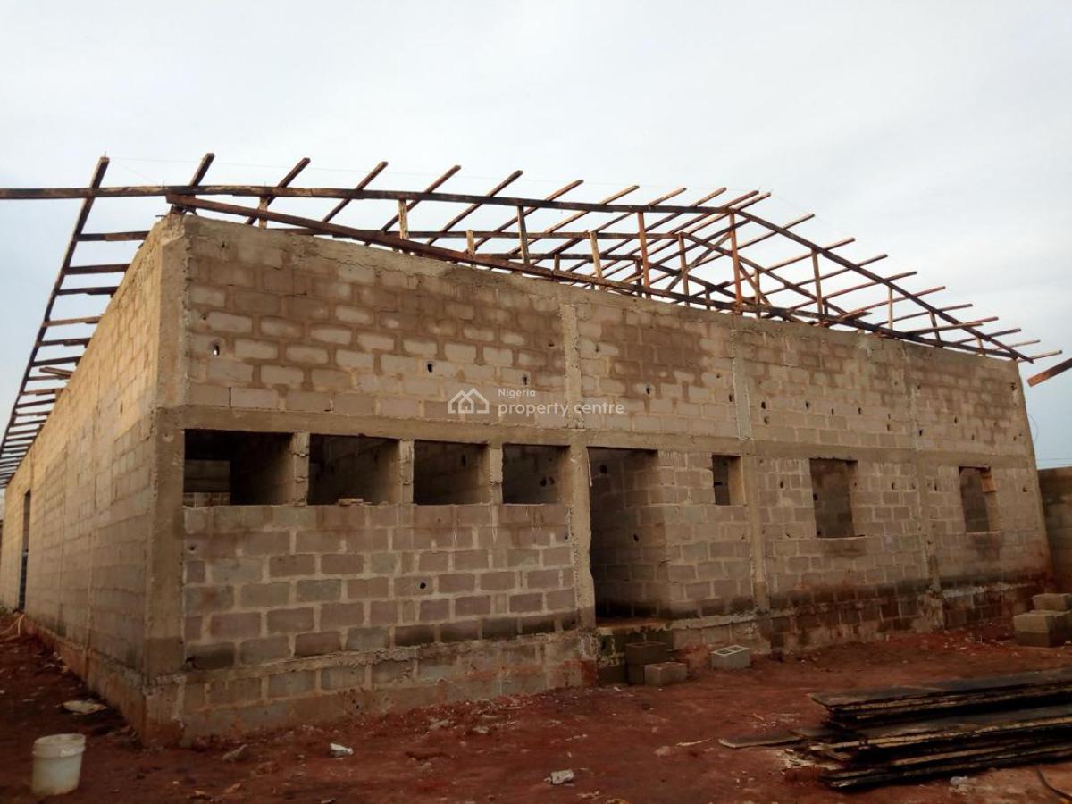 Land at Sagamu Interchange, Ogun State, Along Old Sagamu/abeokuta Rd, Araromi, Makun, Sagamu, Ogun, Land for Sale