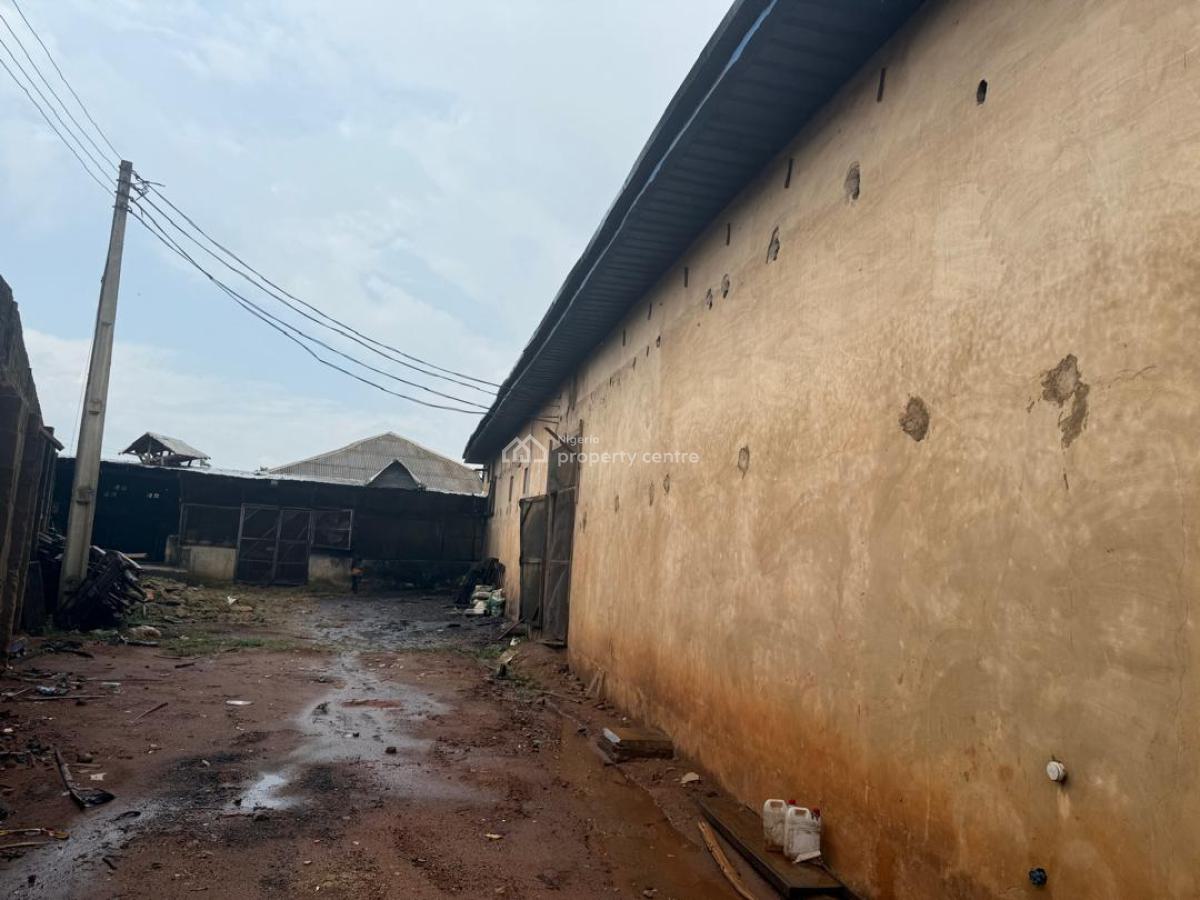 Manufacturing Factory/warehouse on Approximately 1045.754sqm Land Size, on Old Sagamu - Abeokuta Road By Sagamu Tollgate, Sagamu, Ogun, Warehouse for Sale