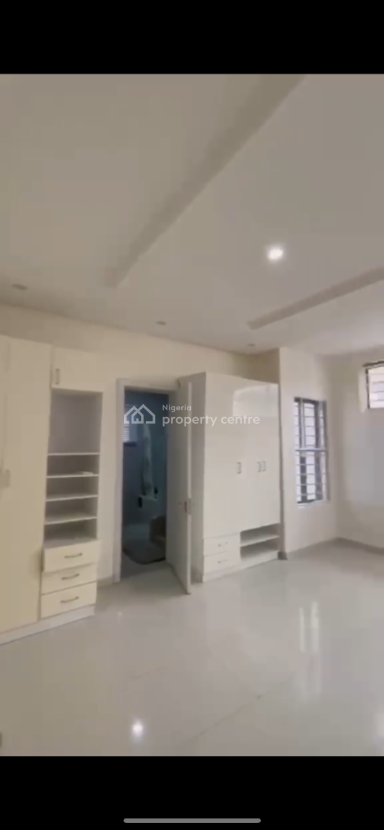 3 Bedroom Serviced Apartment with Bq, Pool and Gym, Ologolo, Lekki, Lagos, Flat / Apartment for Rent