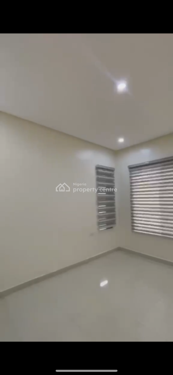 3 Bedroom Serviced Apartment with Bq, Pool and Gym, Ologolo, Lekki, Lagos, Flat / Apartment for Rent