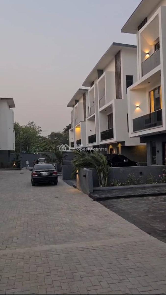 Massive 4bedroom Semi Detached Duplex, Ikeja Gra, Ikeja, Lagos, Semi-detached Duplex for Rent