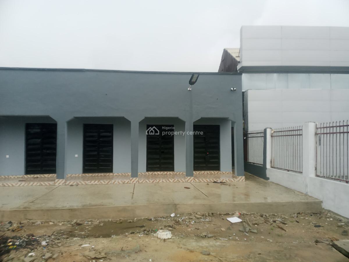 Shop in a Busy Area Facing Express Road, Bogije, Imalete Alafia, Ibeju Lekki, Lagos, Shop for Rent