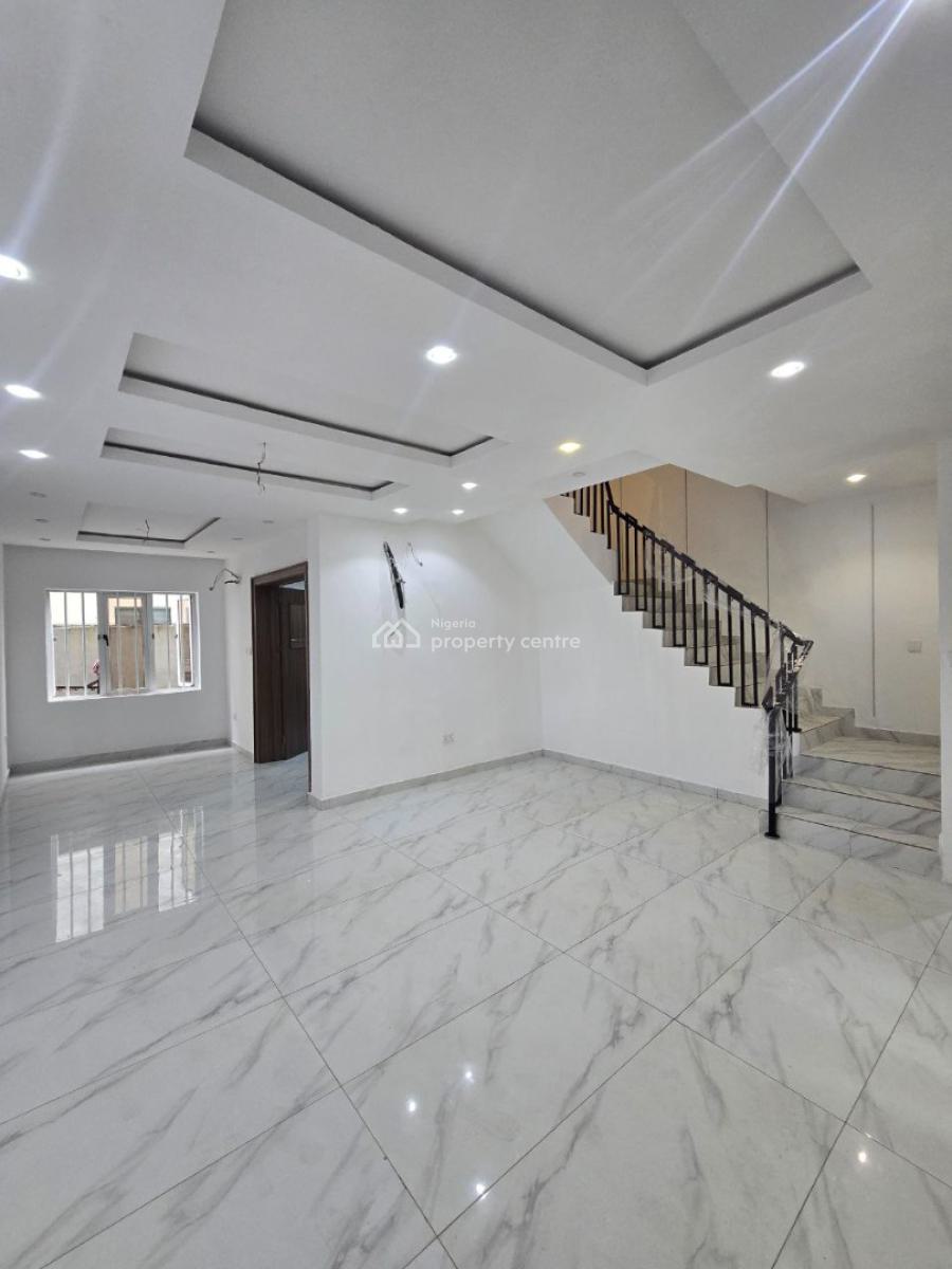 4 Bedroom Terrace with a Room Bq, Lekki Phase 1, Lekki, Lagos, Terraced Duplex for Rent