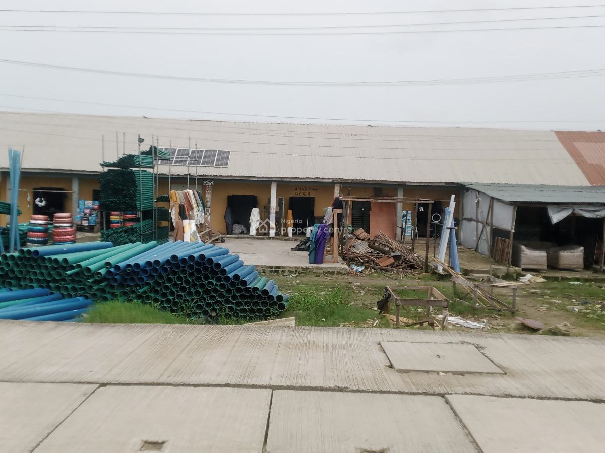 Strategically Located Shop Facing Express Road, Shapati, Ibeju Lekki, Lagos, Shop for Rent