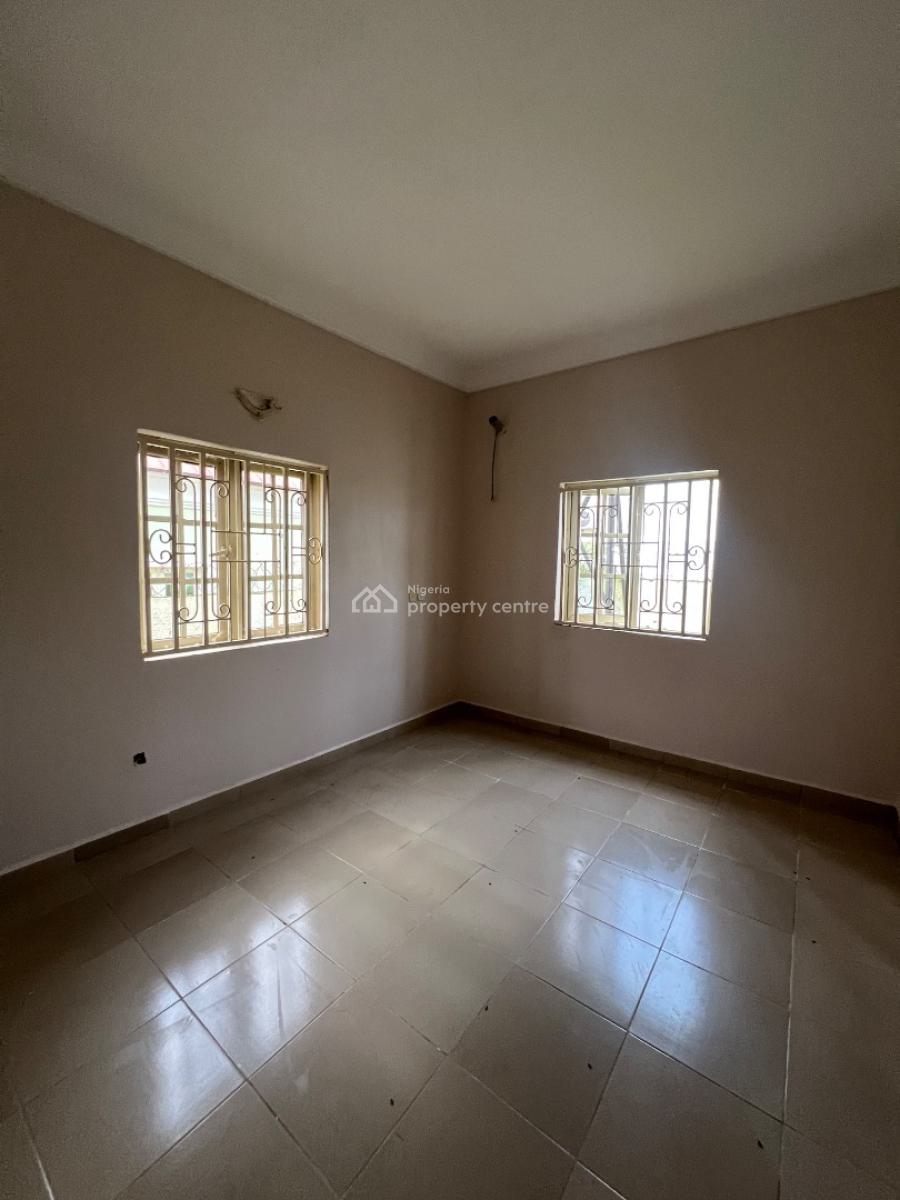 Standard 3 Bedroom Bungalow with Personal Compound and Gate, Inside an Estate Along Sunnyvale Expressway, Tarred Road All Through, Galadimawa, Abuja, Semi-detached Bungalow for Rent