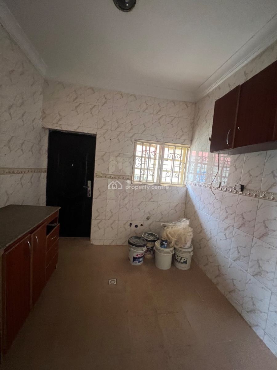Standard 3 Bedroom Bungalow with Personal Compound and Gate, Inside an Estate Along Sunnyvale Expressway, Tarred Road All Through, Galadimawa, Abuja, Semi-detached Bungalow for Rent