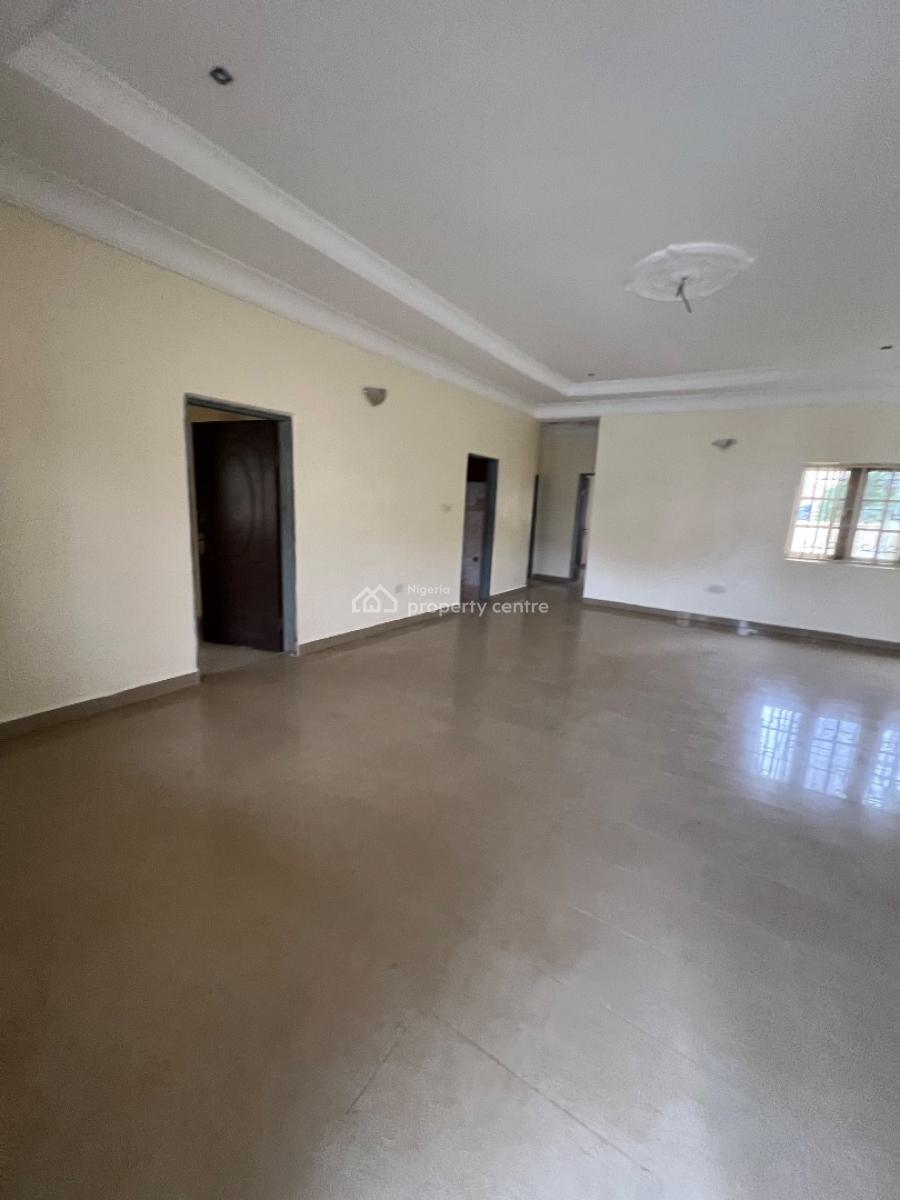 Standard 3 Bedroom Bungalow with Personal Compound and Gate, Inside an Estate Along Sunnyvale Expressway, Tarred Road All Through, Galadimawa, Abuja, Semi-detached Bungalow for Rent