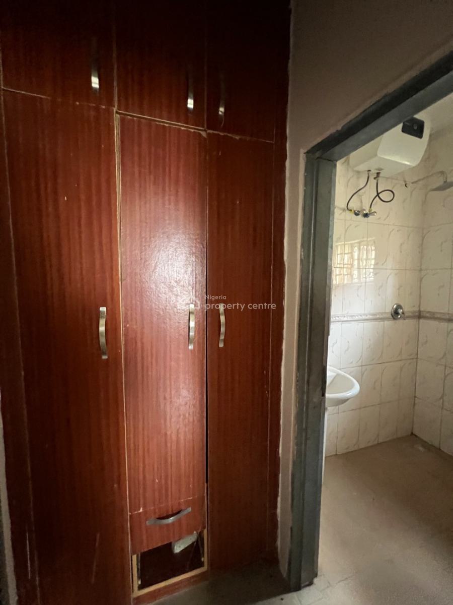Standard 3 Bedroom Bungalow with Personal Compound and Gate, Inside an Estate Along Sunnyvale Expressway, Tarred Road All Through, Galadimawa, Abuja, Semi-detached Bungalow for Rent