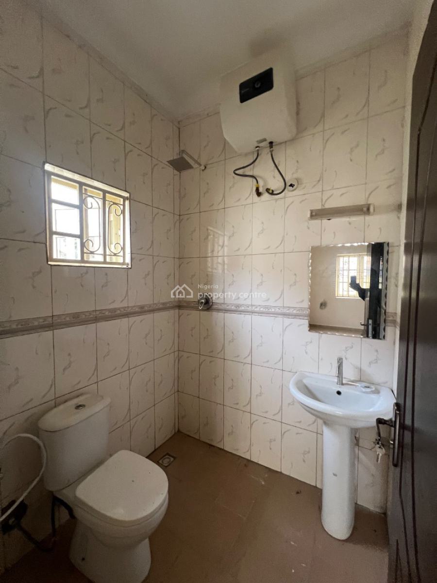Standard 3 Bedroom Bungalow with Personal Compound and Gate, Inside an Estate Along Sunnyvale Expressway, Tarred Road All Through, Galadimawa, Abuja, Semi-detached Bungalow for Rent