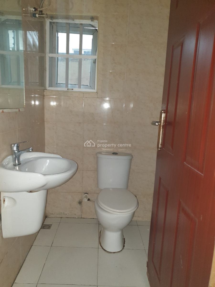 Spacious Miniflat, Ikate Chisco, Lekki, Lagos, Mini Flat (room and Parlour) for Rent