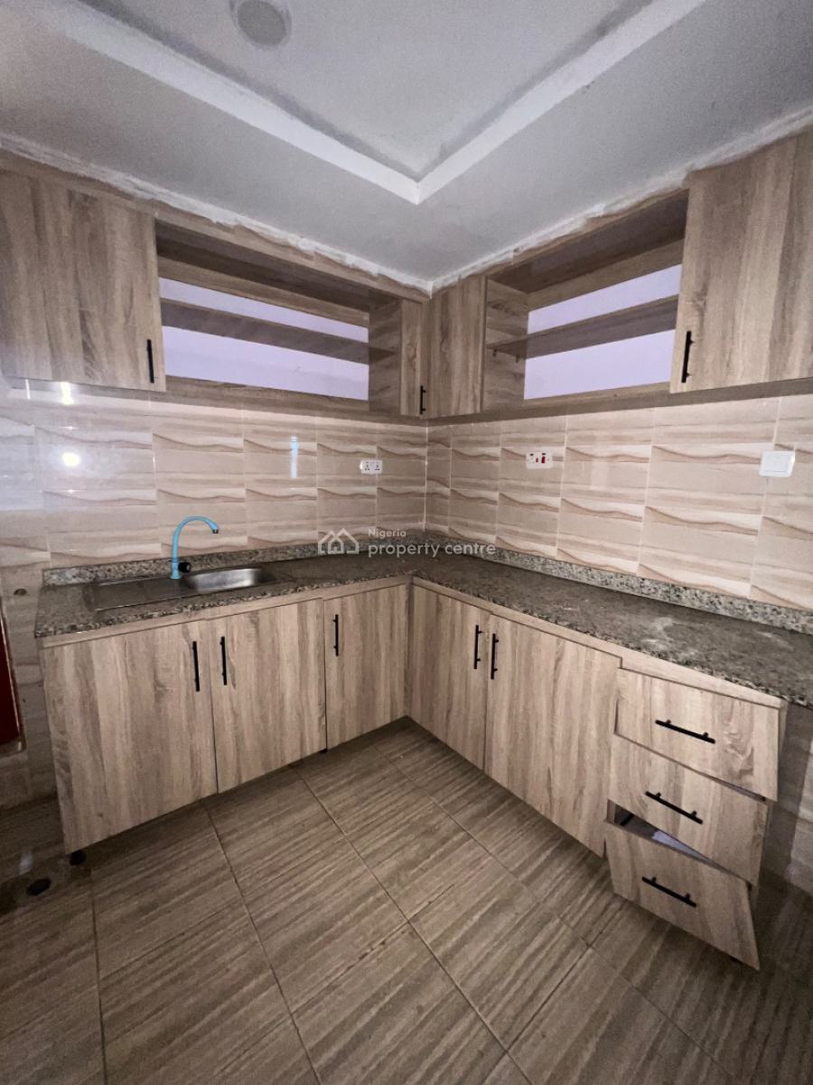 Standard 3 Bedroom Apartment with Visitors Toilet, Inside an Estate Along Apo Primary/wumba District, Apo, Abuja, Flat / Apartment for Sale