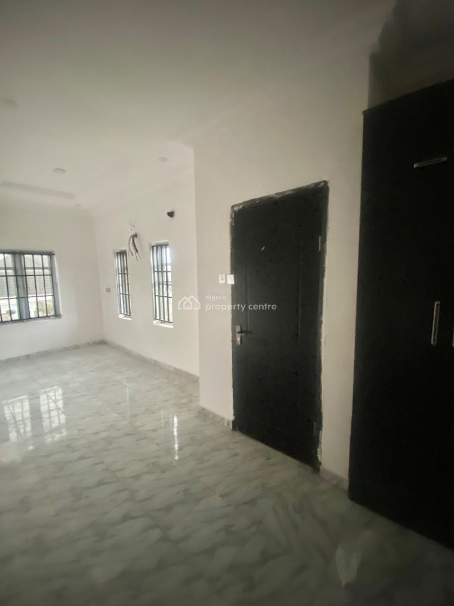 3 Bedroom Duplex, After Lbs Olokonla an Acess Control Estate, Ajah, Lagos, Terraced Duplex for Rent