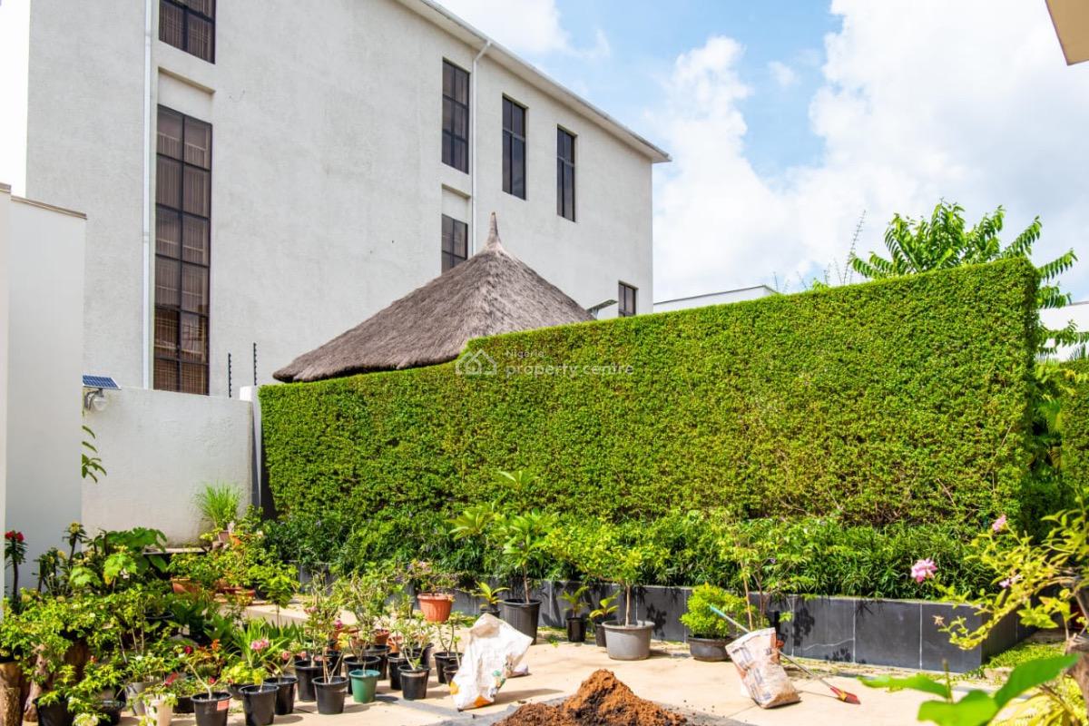 Beautiful Mansion, Guzape District, Abuja, Detached Duplex for Sale