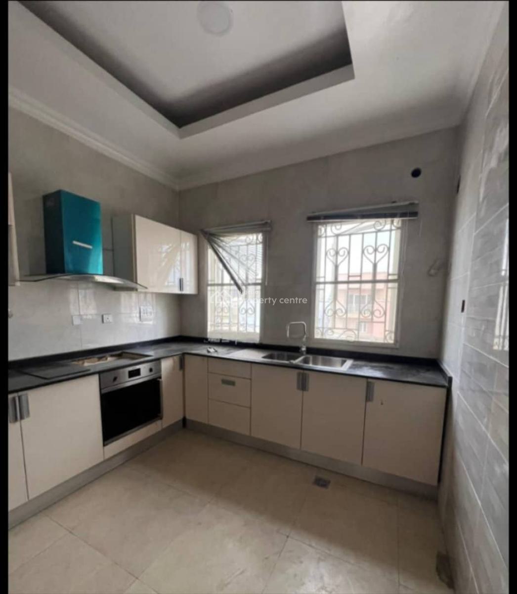 Luxury 3 Bedroom Apartment, Lekki Phase 1, Lekki, Lagos, Flat / Apartment for Rent