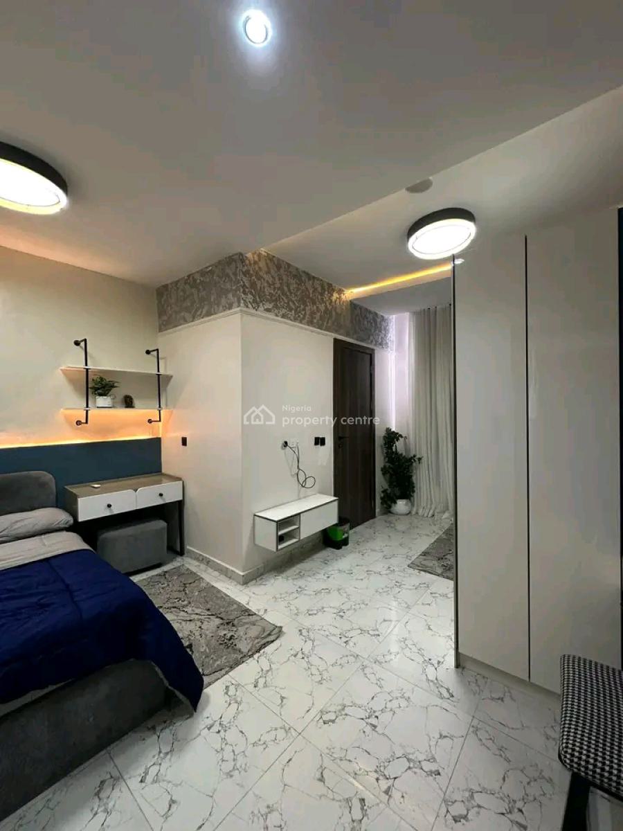 Fully Furnished 2 Bedroom Apartment with Elevator and Lithium Solar, Chevron, Lekki, Lagos, Flat / Apartment for Sale