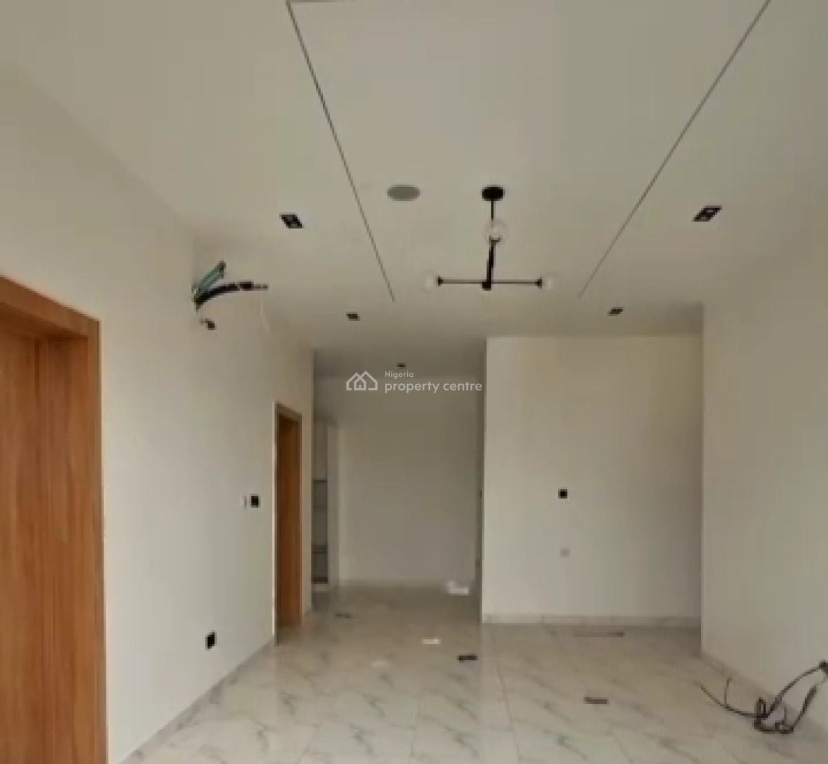 Spacious 1 Bedroom Apartment, Ologolo, Lekki, Lagos, Flat / Apartment for Sale